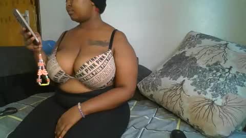 daddyiestoy online show from 5, 11, 2025