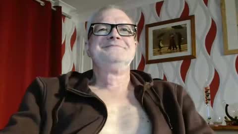 Brian ... online show from 6, 3, 2025