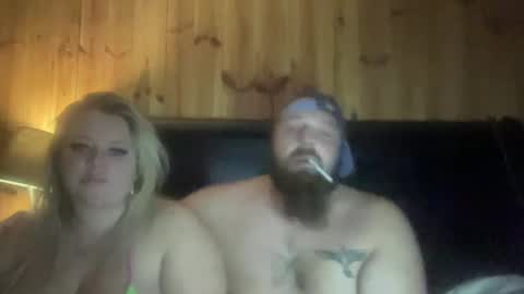 Snapshot of daddyandcunt chatting on 16, 12, 2024 married couple smoking sucking and partying online show from 16, 12, 2024