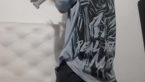 tayler online show from 22, 4, 2026