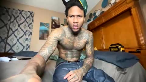sexy tatted king bbc online show from 5, 11, 2025