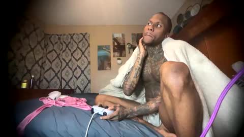 Snapshot of daddyjanimal chatting on 16, 5, 2026 sexy tatted king bbc online show from 16, 5, 2026