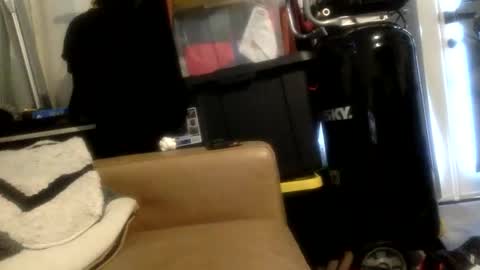 Snapshot of daddyjerksit chatting on 24, 4, 2026 JOI use emoji thumbs up Faster Thumbs down Slower Hi Hand Stop Fist Start.Stop online show from 24, 4, 2026