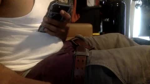 Snapshot of daddyjerksit chatting on 13, 5, 2026 JOI use emoji thumbs up Faster Thumbs down Slower Hi Hand Stop Fist Start.Stop online show from 13, 5, 2026