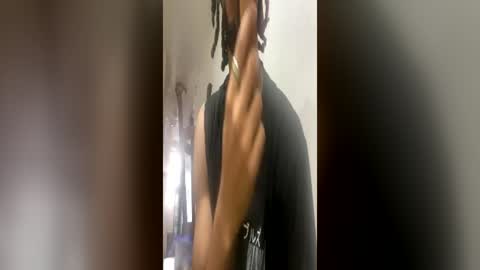 Snapshot of daddylongyk chatting on 28, 6, 2026 daddylongyk online show from 28, 6, 2026