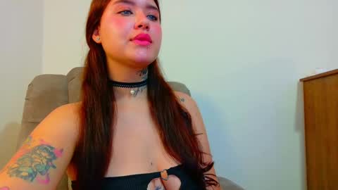 Snapshot of daddys_little_secrett chatting on 29, 9, 2025 Valen online show from 29, 9, 2025