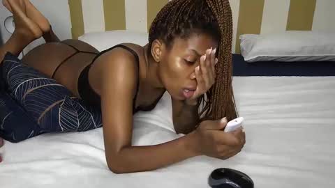 Snapshot of daddyslittleebony chatting on 26, 2, 2025 daddyslittleebony online show from 26, 2, 2025