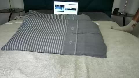 Snapshot of daddyslittleebony chatting on 24, 11, 2025 daddyslittleebony online show from 24, 11, 2025