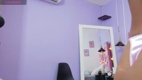 Anny  online show from 23, 3, 2026