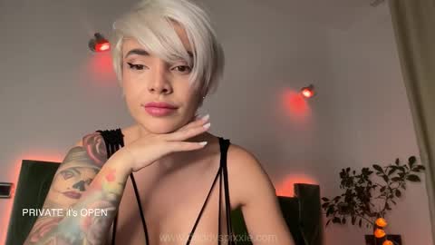 daddyspixxie online show from 4, 11, 2025