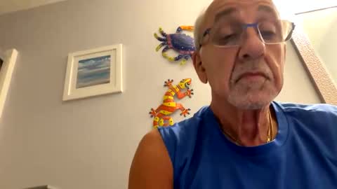 Snapshot of daddyweis chatting on 25, 9, 2025 daddyweis online show from 25, 9, 2025