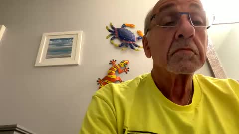 Snapshot of daddyweis chatting on 5, 10, 2025 daddyweis online show from 5, 10, 2025