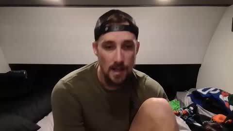 DadGoesWild online show from 26, 12, 2024