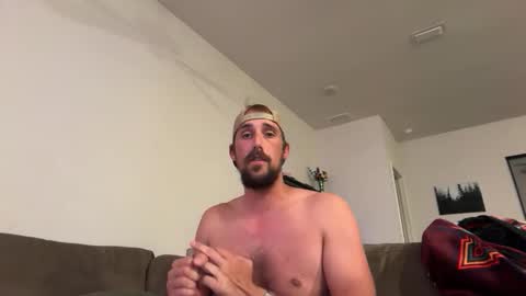 Snapshot of dadgoeswild chatting on 17, 5, 2026 DadGoesWild online show from 17, 5, 2026
