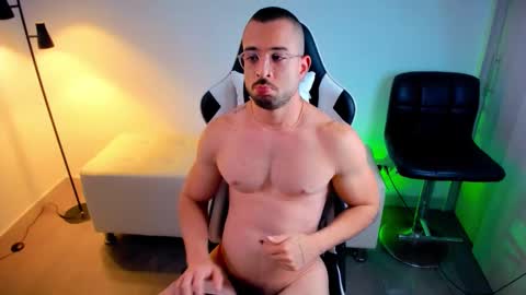 Snapshot of dafboy_ chatting on 16, 9, 2025 Allan Daf online show from 16, 9, 2025