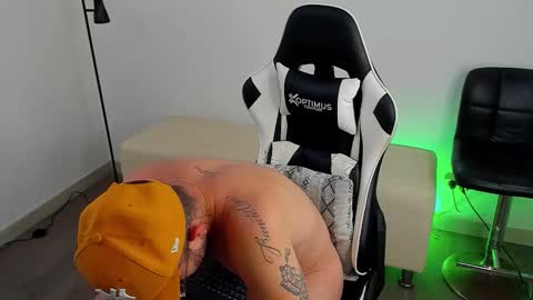 Snapshot of dafboy_ chatting on 3, 10, 2025 Allan Daf online show from 3, 10, 2025