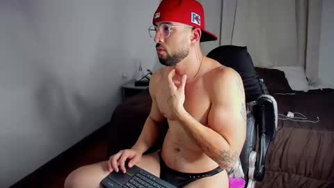 Snapshot of dafboy_ chatting on 16, 10, 2025 Allan Daf online show from 16, 10, 2025