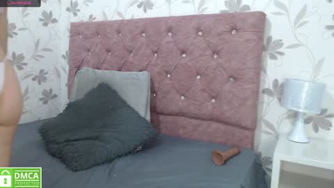dafnee_e online show from 28, 12, 2024