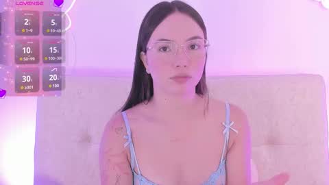 Dafne  online show from 25, 3, 2026