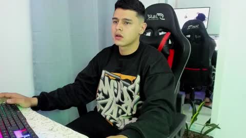 my name is Jhon and I live in colombia online show from 4, 11, 2025