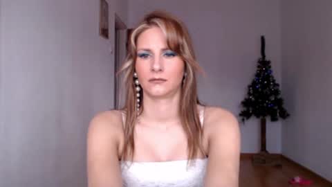 Snapshot of dagmariepiquant chatting on 17, 12, 2024 Dagmarie online show from 17, 12, 2024