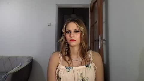 Snapshot of dagmariepiquant chatting on 4, 3, 2025 Dagmarie online show from 4, 3, 2025