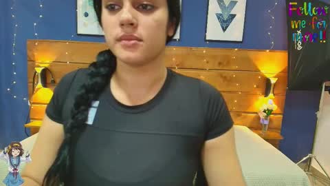  Dahiana  online show from 27, 9, 2025