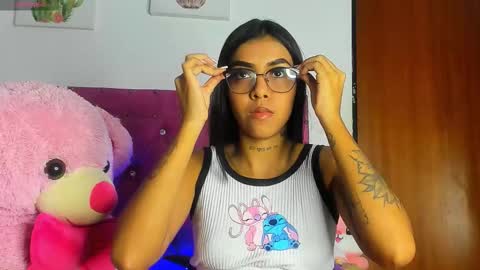    online show from 3, 10, 2025