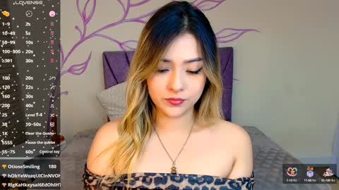 Snapshot of dahliamoore chatting on 22, 12, 2024 Dahlia online show from 22, 12, 2024
