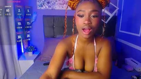 Snapshot of dahyan_ chatting on 21, 10, 2025 DAHYAN online show from 21, 10, 2025