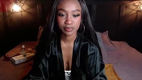 Snapshot of dahyan_ chatting on 6, 11, 2025 DAHYAN online show from 6, 11, 2025