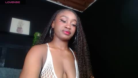 Snapshot of dahyan_ chatting on 24, 11, 2025 DAHYAN online show from 24, 11, 2025