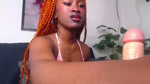 Snapshot of dahyan_ chatting on 4, 2, 2026 DAHYAN online show from 4, 2, 2026