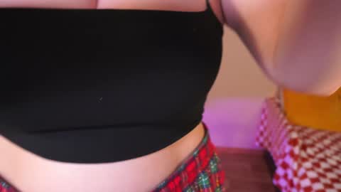 Cute DianaOnline mostly at 8pm-0000 am UK TimeTuesday and Wednesday off online show from 14, 12, 2024