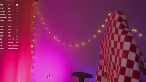 Cute DianaOnline mostly at 8pm-0000 am UK TimeTuesday and Wednesday off online show from 23, 4, 2026