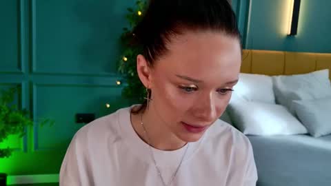 daily_glam online show from 23, 9, 2025