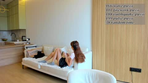 Snapshot of daily_love chatting on 15, 10, 2025 daily_love online show from 15, 10, 2025