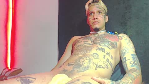 Daimond hope666 online show from 5, 1, 2025