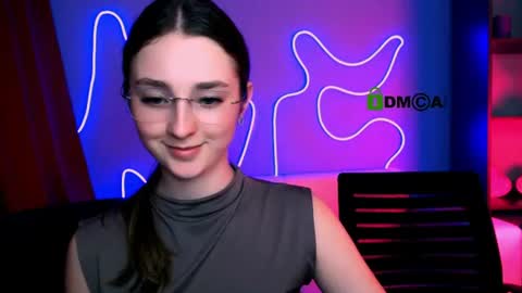 Little Di online show from 13, 6, 2026