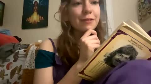 DaisyB3 online show from 26, 2, 2025