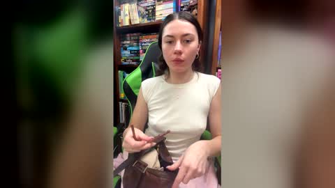 Snapshot of daisycollins1111 chatting on 17, 5, 2026 Daisy online show from 17, 5, 2026