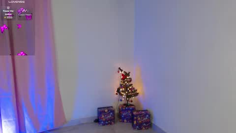 VALENTINA  online show from 21, 12, 2025