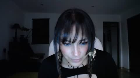 IG  dakotasofiaa online show from 17, 6, 2026