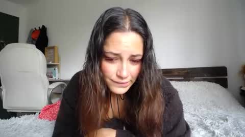 IG  dakotasofiaa online show from 2, 7, 2026