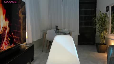 Snapshot of dakota_candy chatting on 7, 1, 2025 Daniela online show from 7, 1, 2025