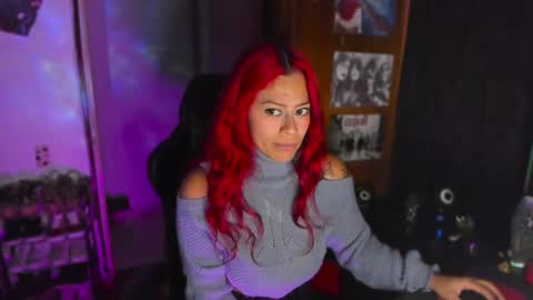 Snapshot of dakota_crab chatting on 5, 1, 2025 Dakota Crab online show from 5, 1, 2025