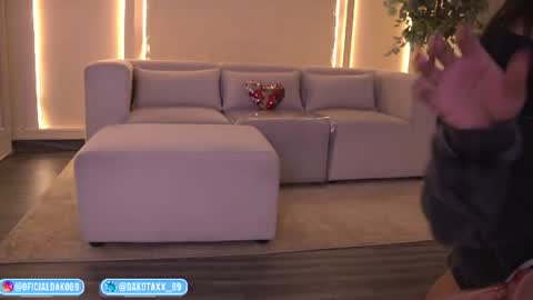 Snapshot of dakota_leex chatting on 7, 7, 2026 dako online show from 7, 7, 2026