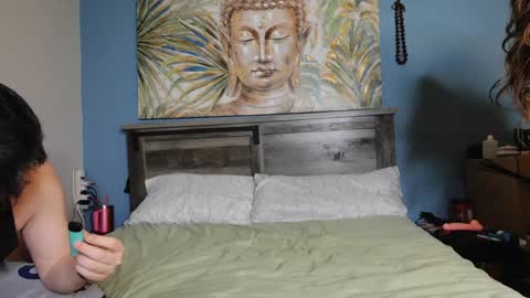 Dakota Lynn online show from 8, 4, 2026