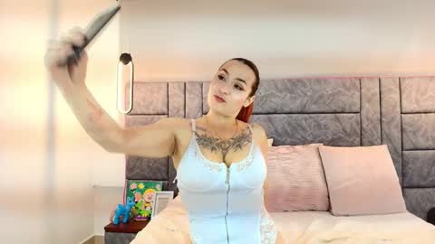 Dakota-Megan online show from 25, 11, 2025