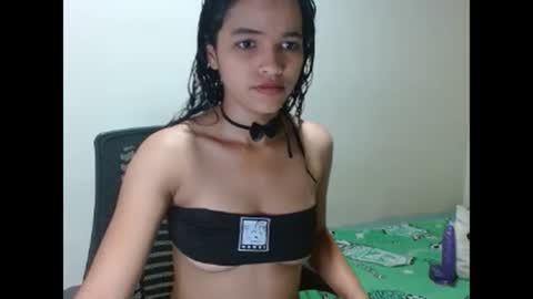 Snapshot of dakota_sweetx chatting on 4, 1, 2025 Dakota And Bellamy online show from 4, 1, 2025